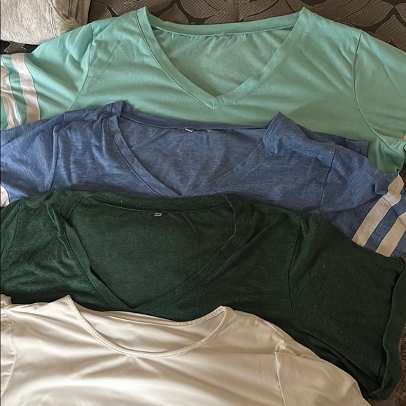 Target Tops - Women's V-Neck/Scoop T-shirts  BUNDLE Green, Aqua, White & Denim Size XXL USED